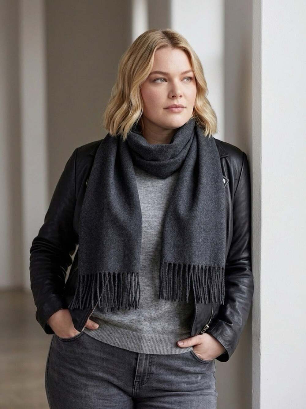 100% Cashmere Fringe Scarf Wrap Neck Warmer Scotland Made Gray Luxurious Unisex